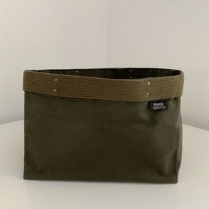 Fringe Supply Porter Bin